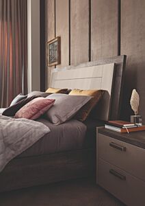 Belpasso Nightstand | Delivery lead time 20 Weeks